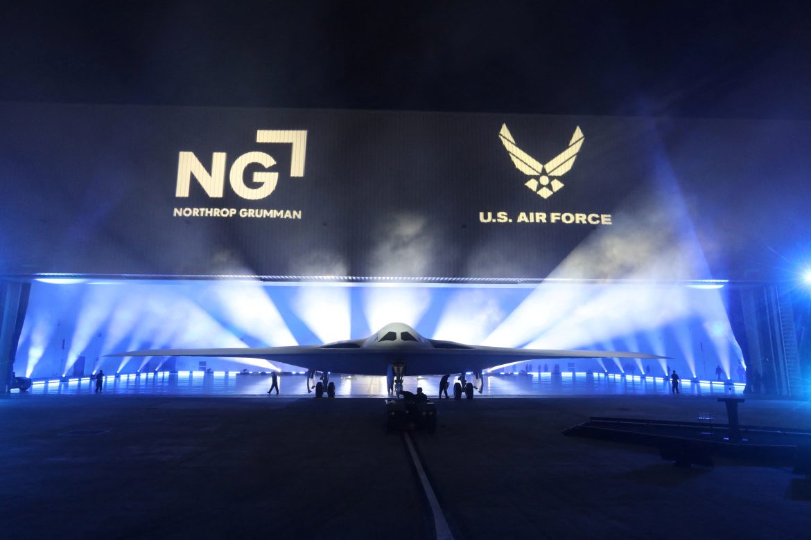 Northrop Grumman Unveils B 21 Nuclear Bomber For Us Air Force Fism Tv